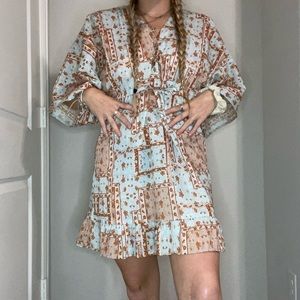 Small pattern dress
